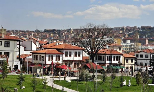 THE HISTORICAL DISTRICT OF ANKARA HAMAMÖNÜ